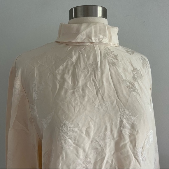 Vintage Kate Hill 100% Silk Blouse Turtleneck Feather Print - Picture 2 of 9